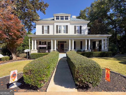 225 N Indian Springs DR Forsyth GA 31029