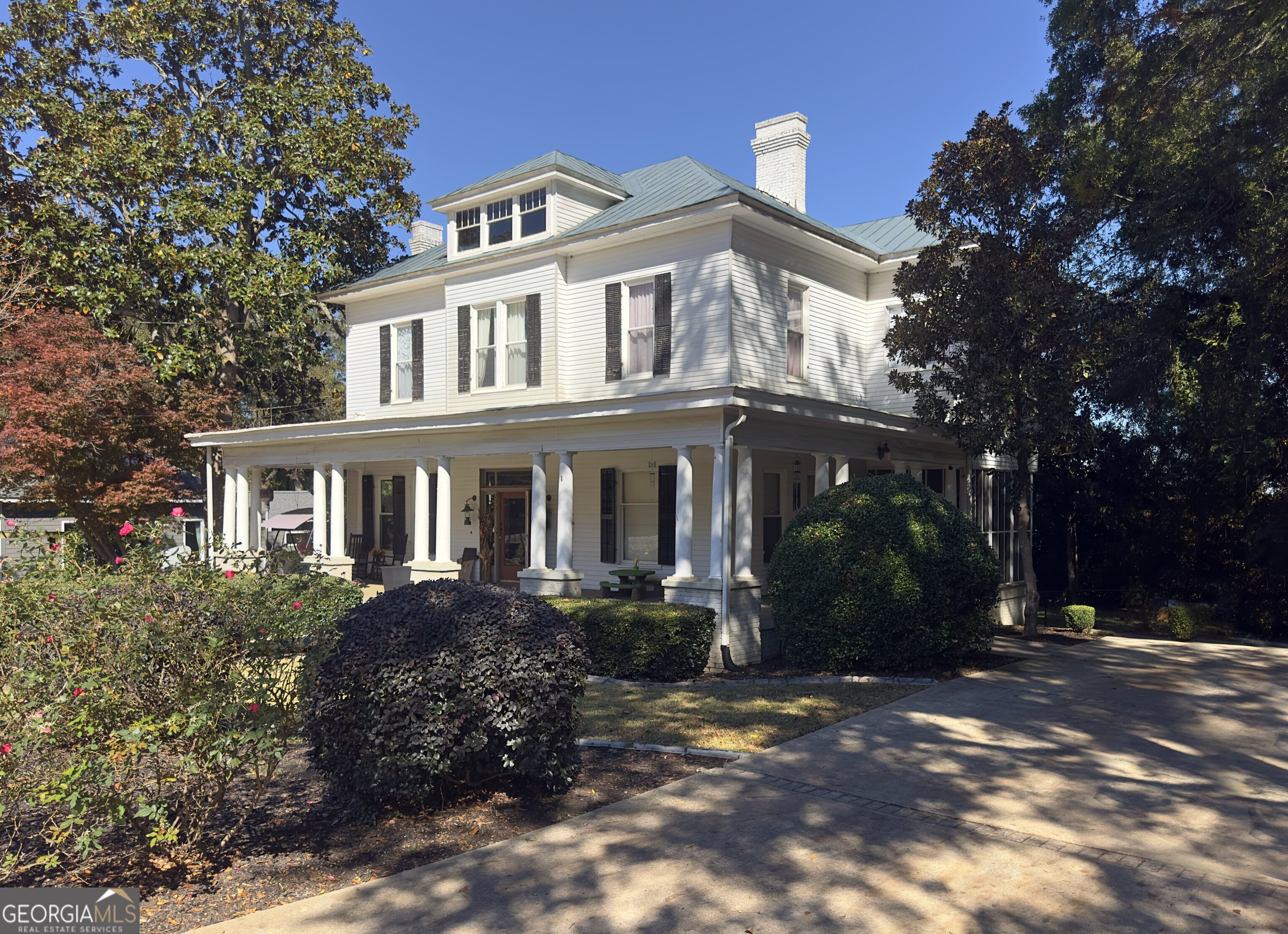 225 N Indian Springs DR