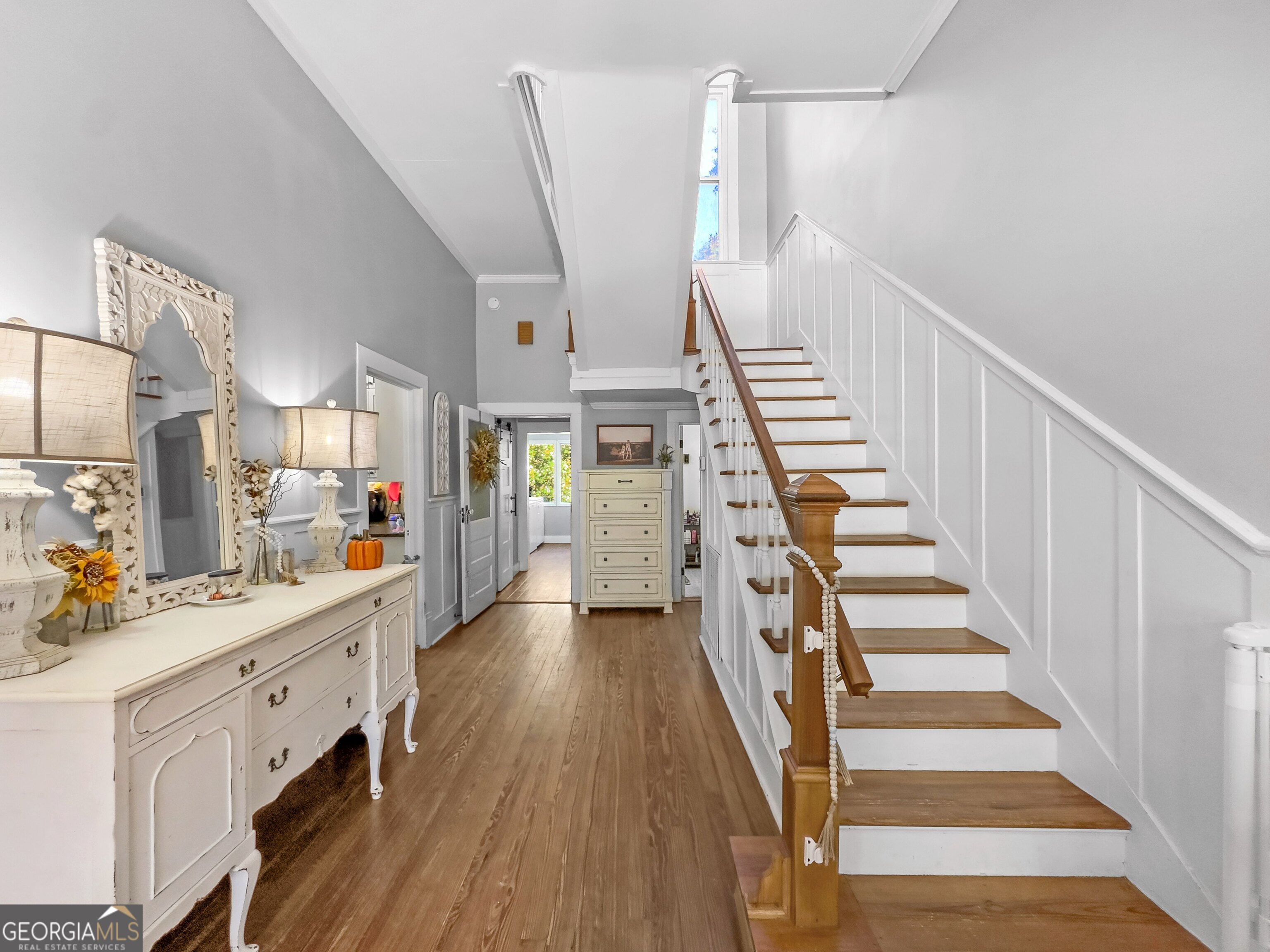 225 N Indian Springs DR