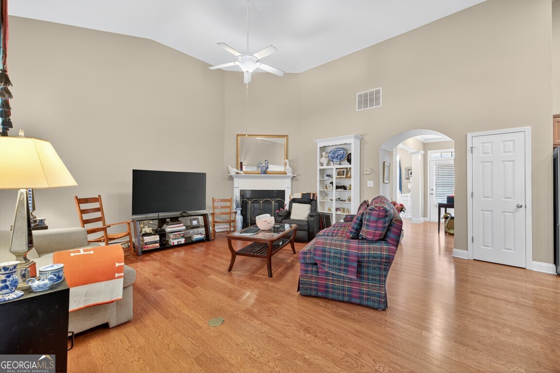 Willoughby Cove - Residential