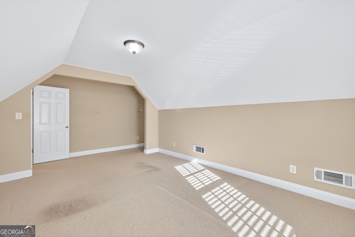 Willoughby Cove - Residential