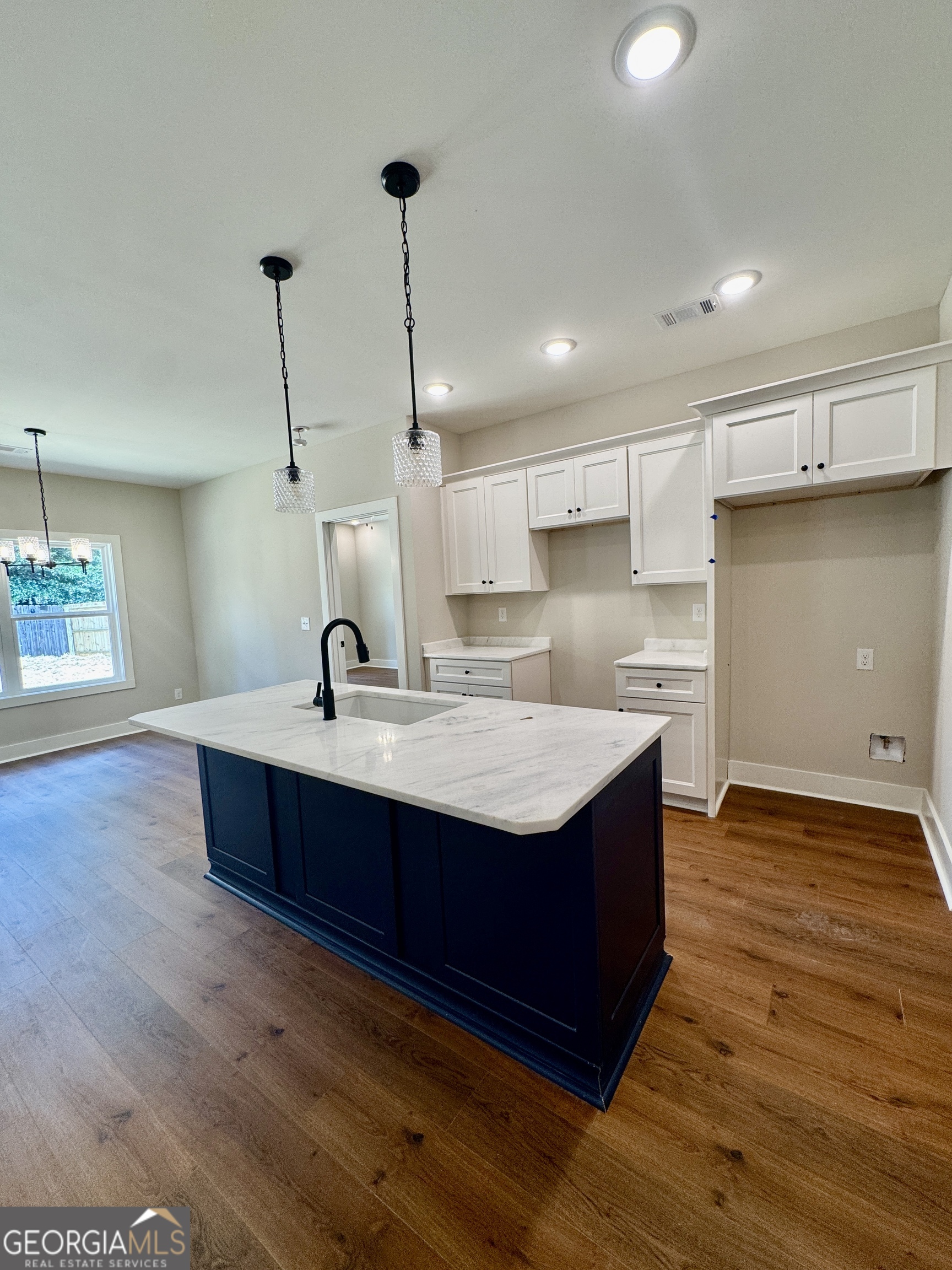 205 Laurel Woods DR