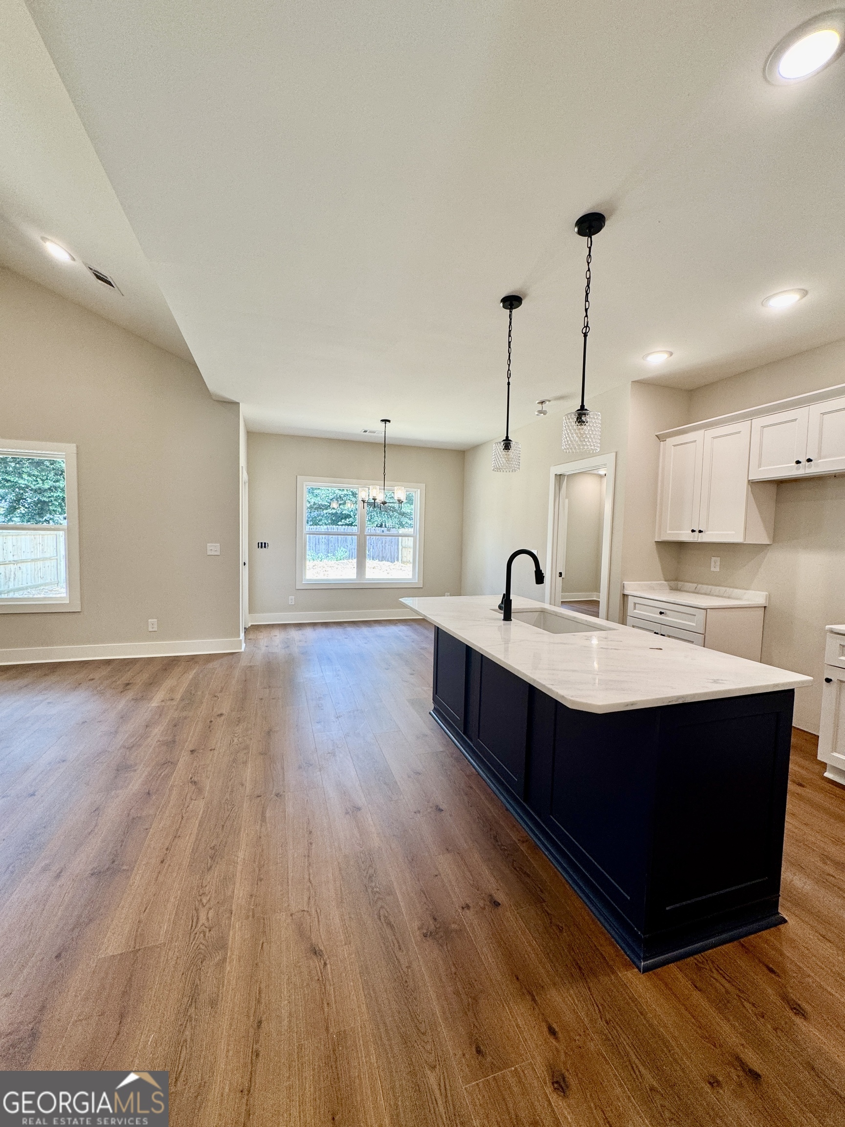 205 Laurel Woods DR