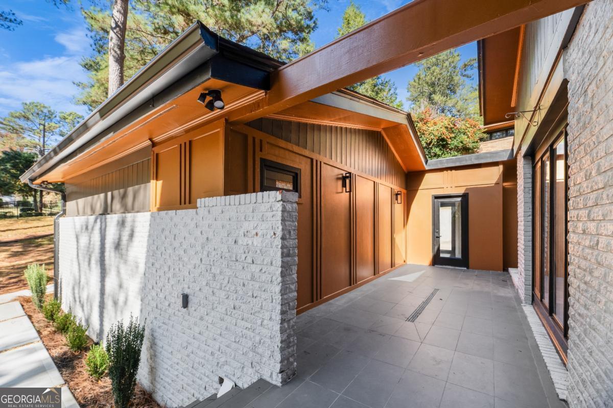 2751 Margaret Mitchell DR NW
