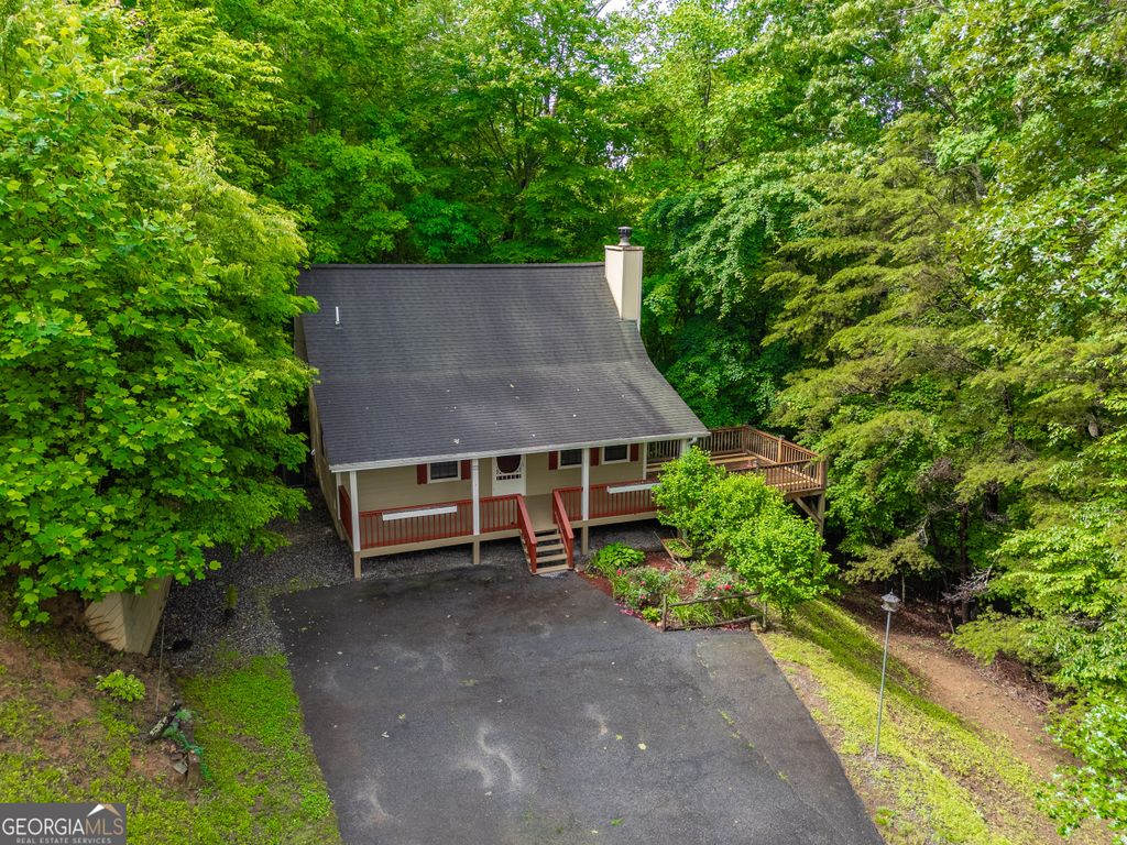 Photo of 131 April Ln, Blairsville, GA 30152 (MLS # 10774985)