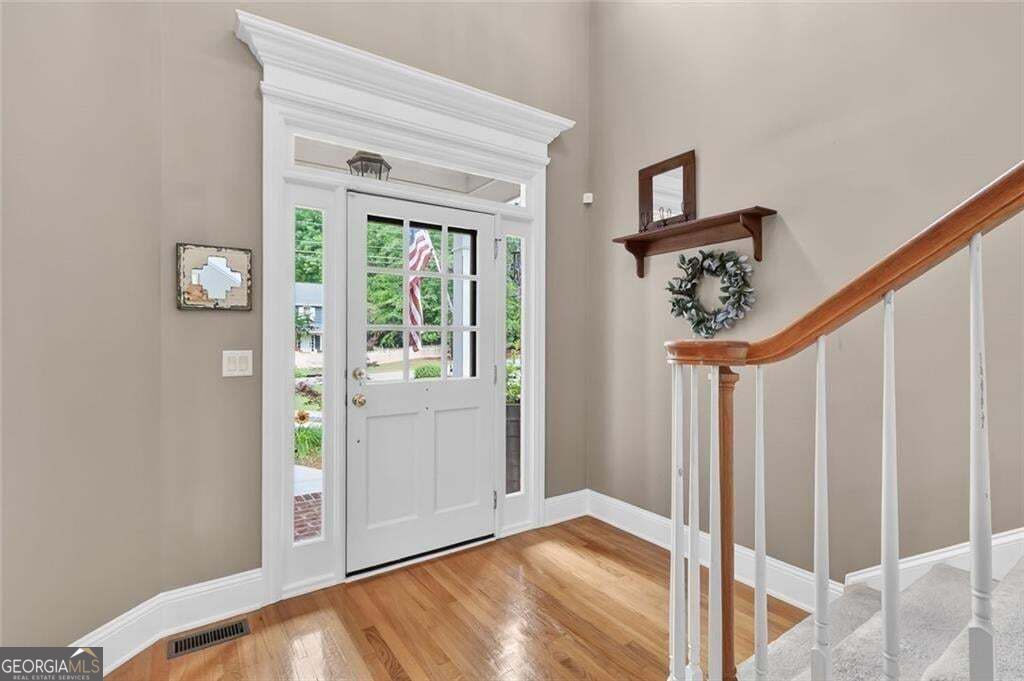 2607 Camille DR NE