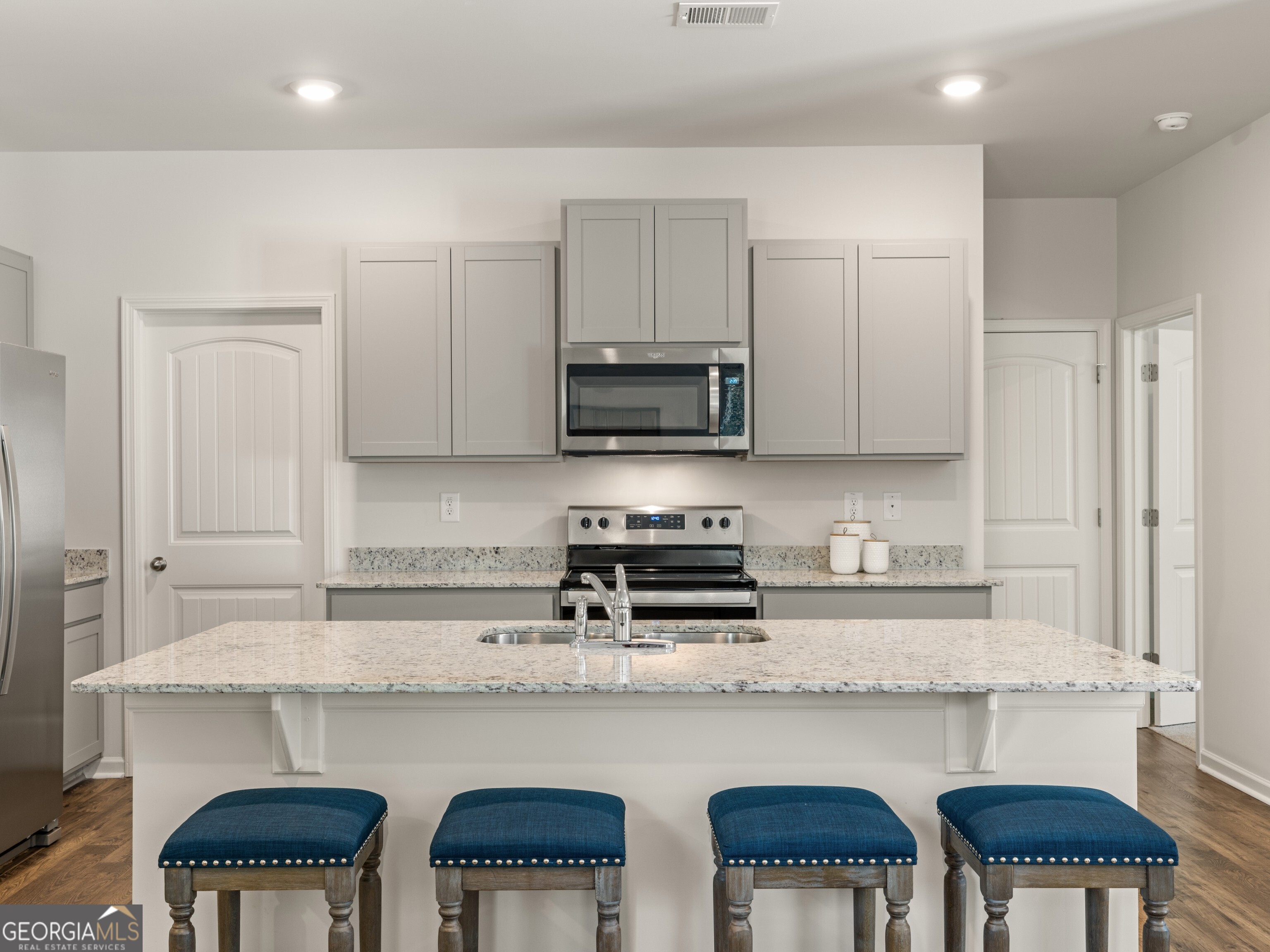 136 Rolling Meadow TRCE