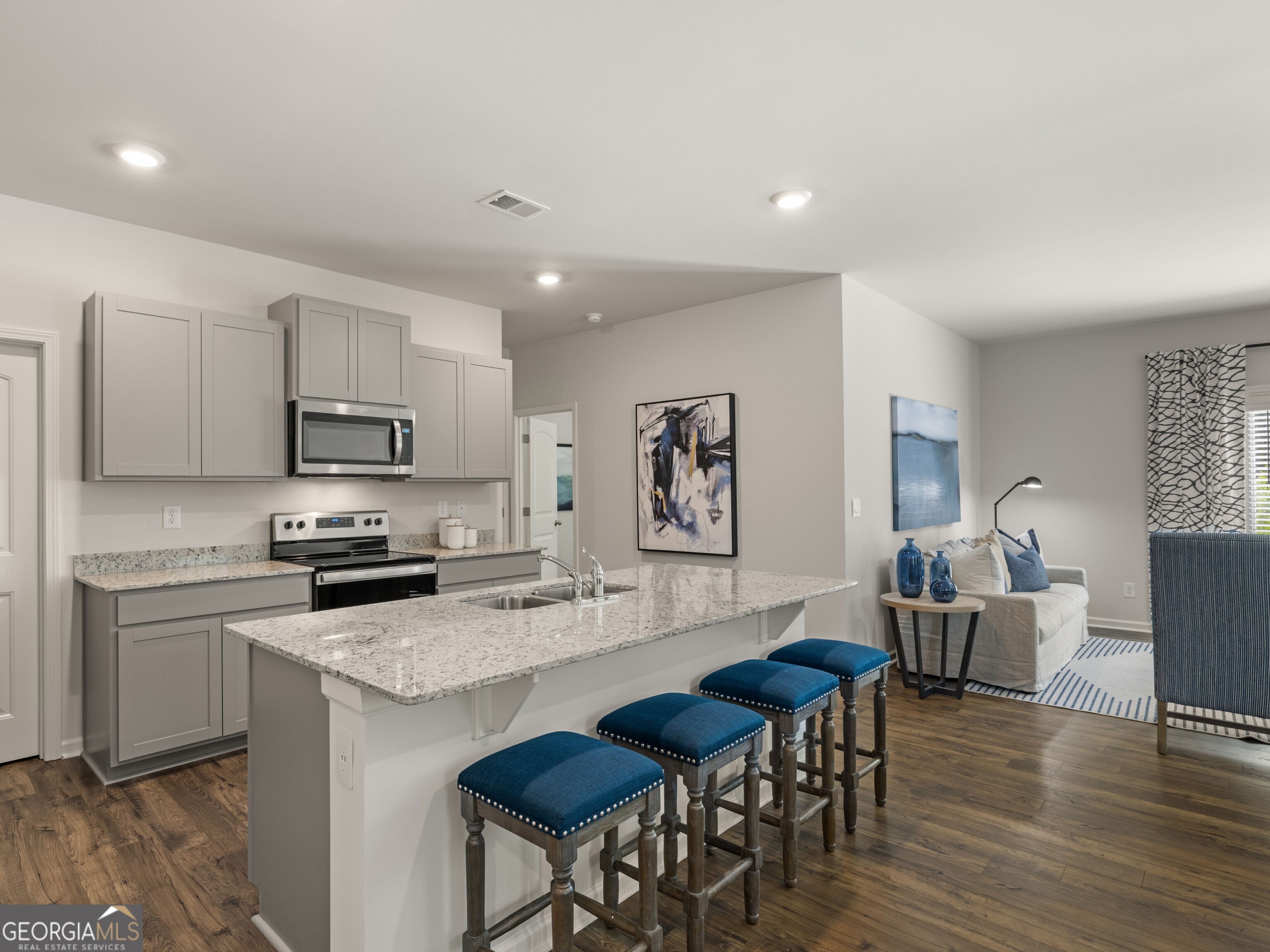 136 Rolling Meadow TRCE