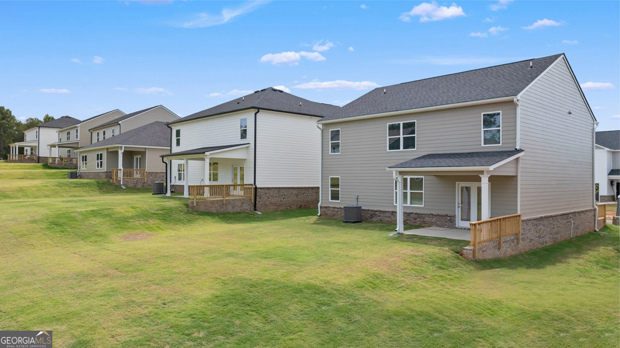 Twin Lakes - Residential