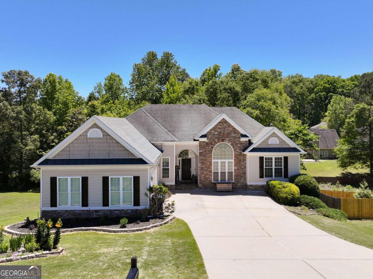 310 Oscar WAY