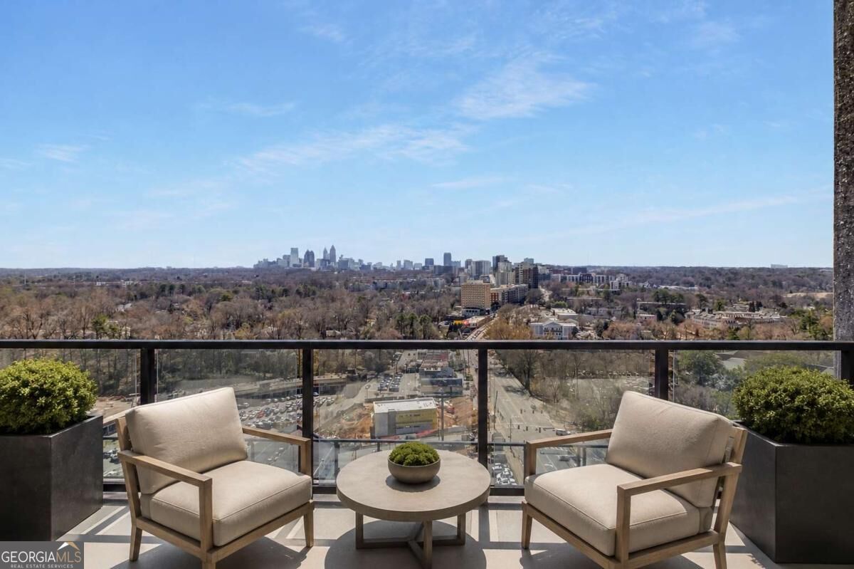 2425 Peachtree RD NE 1605