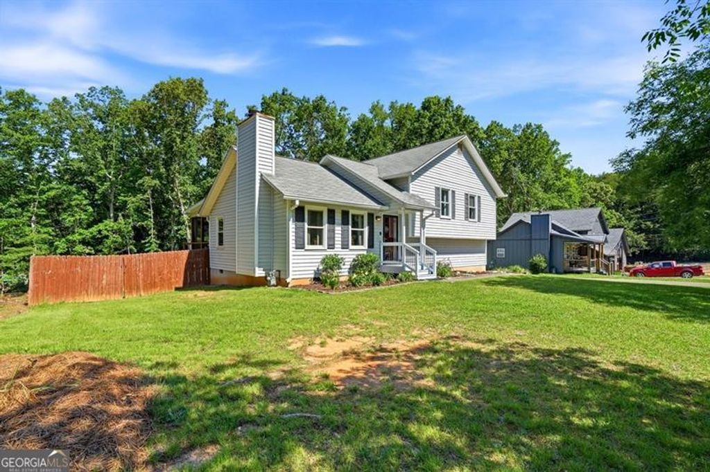 Photo of 1505 Kimberly Place, Canton, GA 30114 (MLS # 10757895)