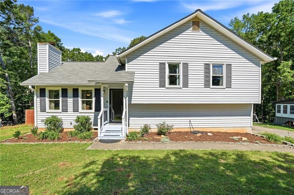 Photo of 1505 Kimberly Place, Canton, GA 30114 (MLS # 10757895)