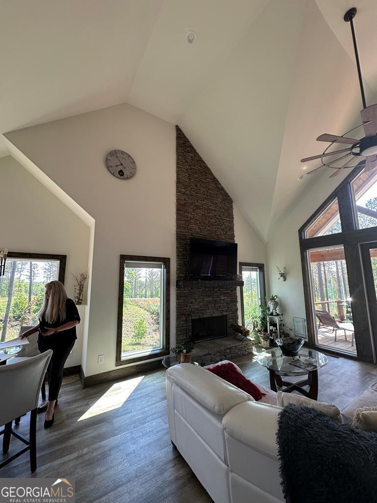 230 High River LNDG 95