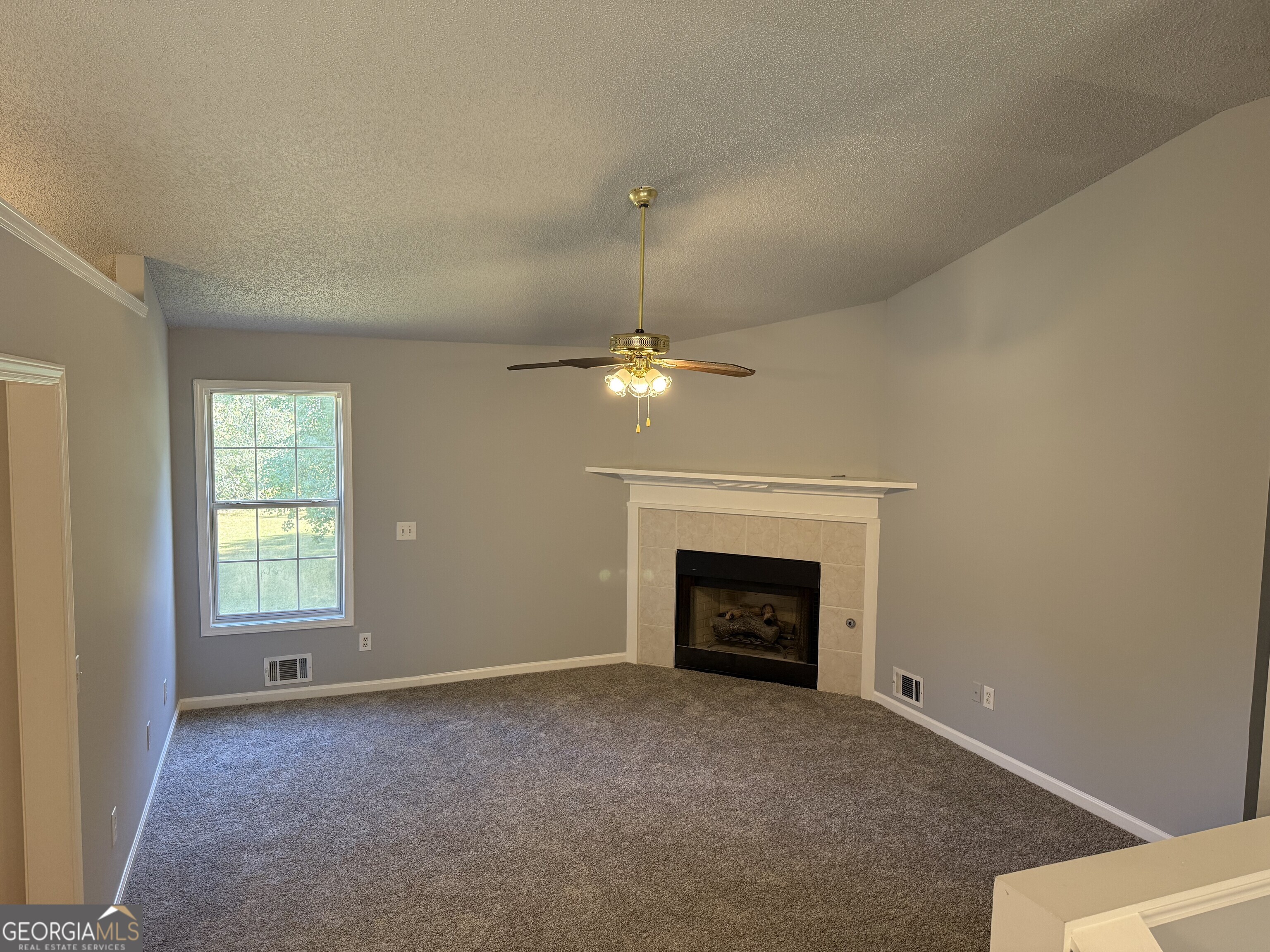 Pinewood Shores - Residential