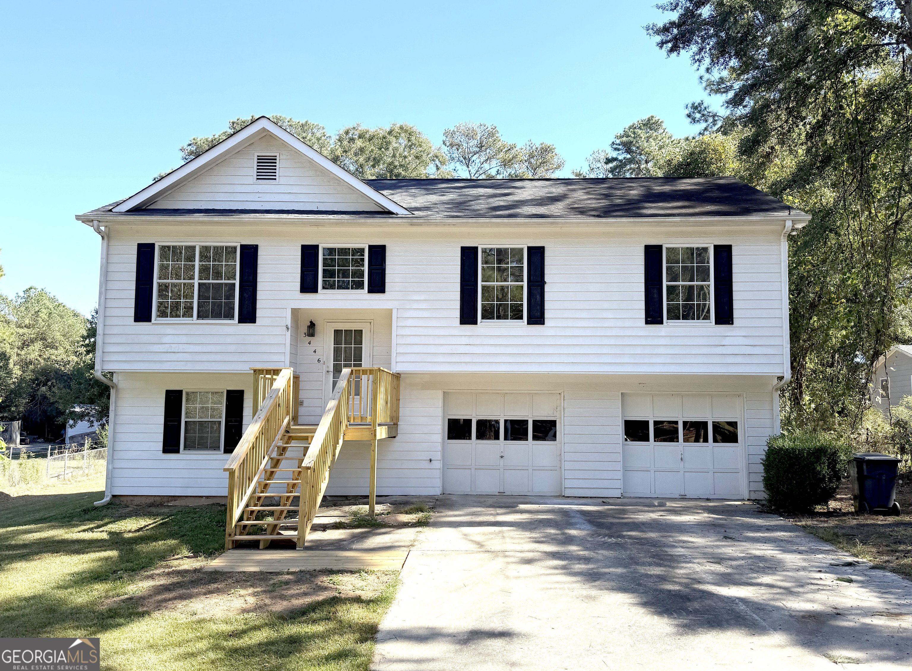 Welcome to this well-maintained split-level gem in the desirable Honey Creek area! This charming 3-bedroom, 2-bath home features fresh interior paint and brand-new carpeting throughout, offering a clean and modern feel from the moment you step inside. The functional split-level layout provides spacious living and entertaining areas, perfect for any lifestyle. Conveniently located close to shopping, dining, and everyday amenities, this move-in ready home shows true pride of ownership and is just waiting for your personal touch!