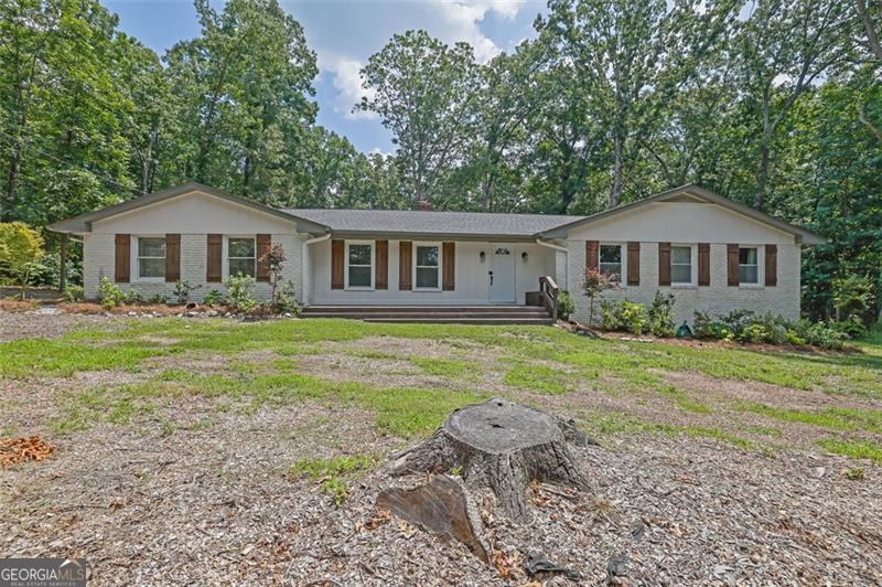 2546 Crestview