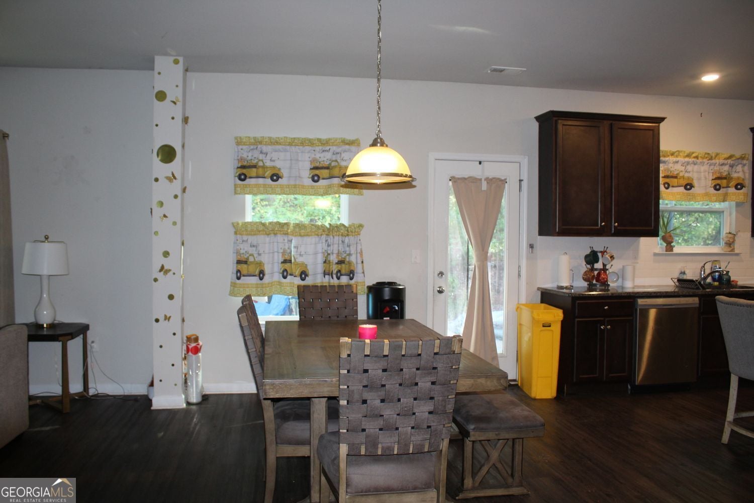 105 Westbury DR