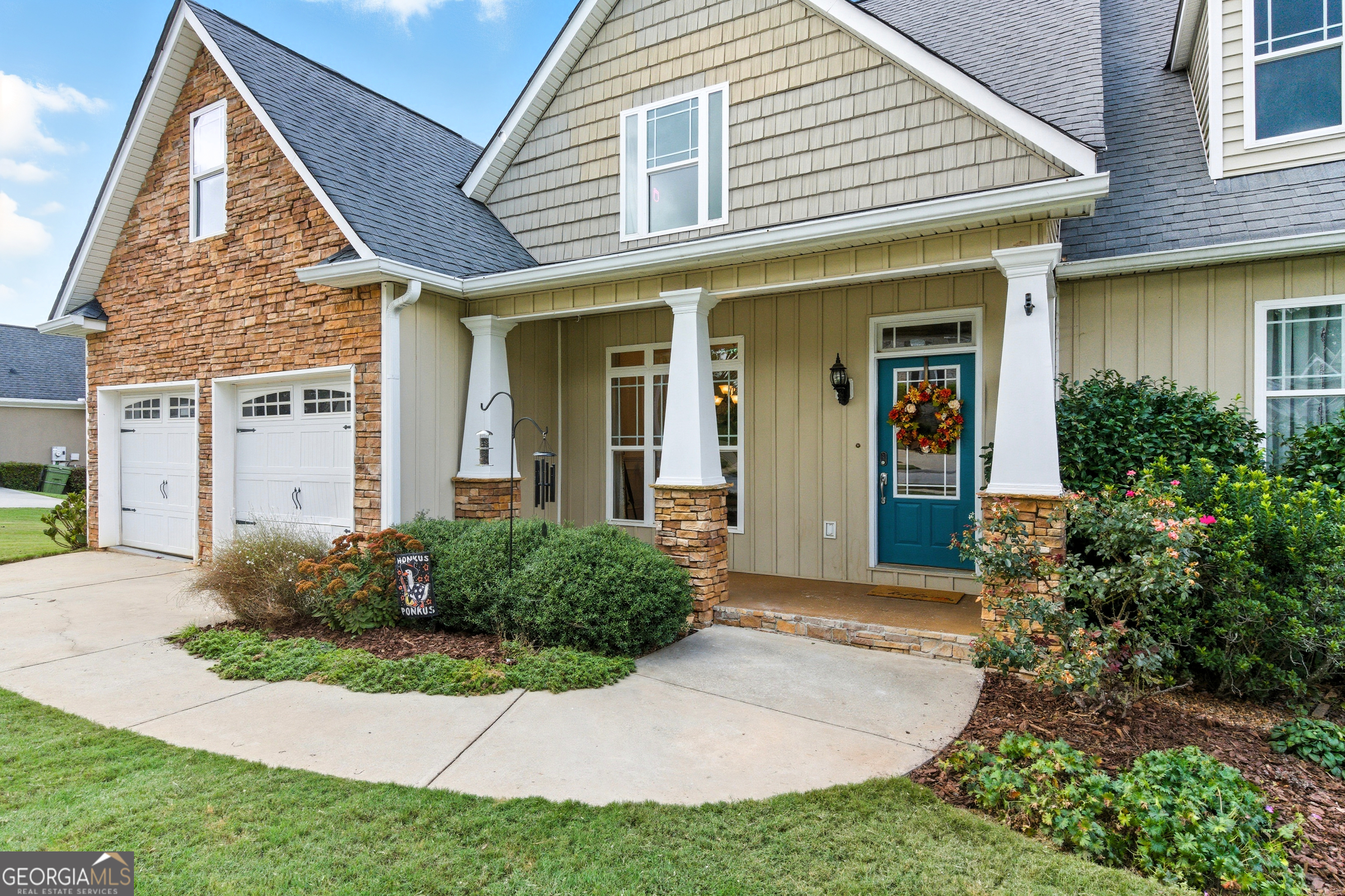 207 Retreat WAY