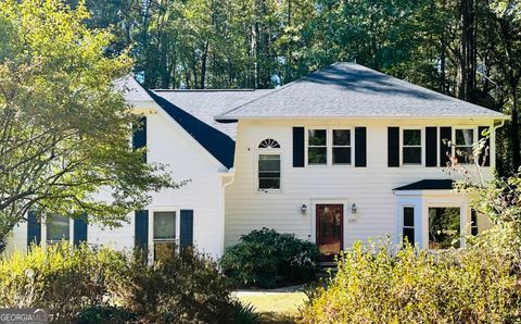 157 Rockspray RDG Peachtree City GA 30269