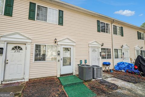 Photo of 405 Fairburn Road #231, Atlanta, GA 30331 (MLS # 10667806)