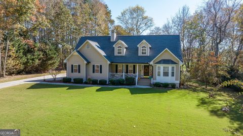 A home in Mount Airy