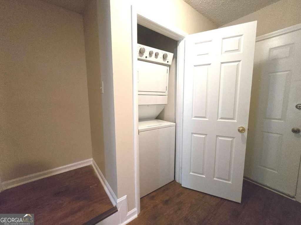 Photo of 227 Quail Run, Roswell, GA 30076 (MLS # 10685436)