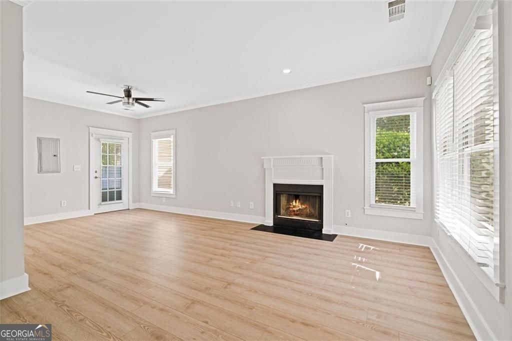 308 Glenwood AVE SE