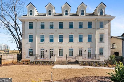 Photo of 2909 Peachtree Road NE #206, Atlanta, GA 30305 (MLS # 10305630)