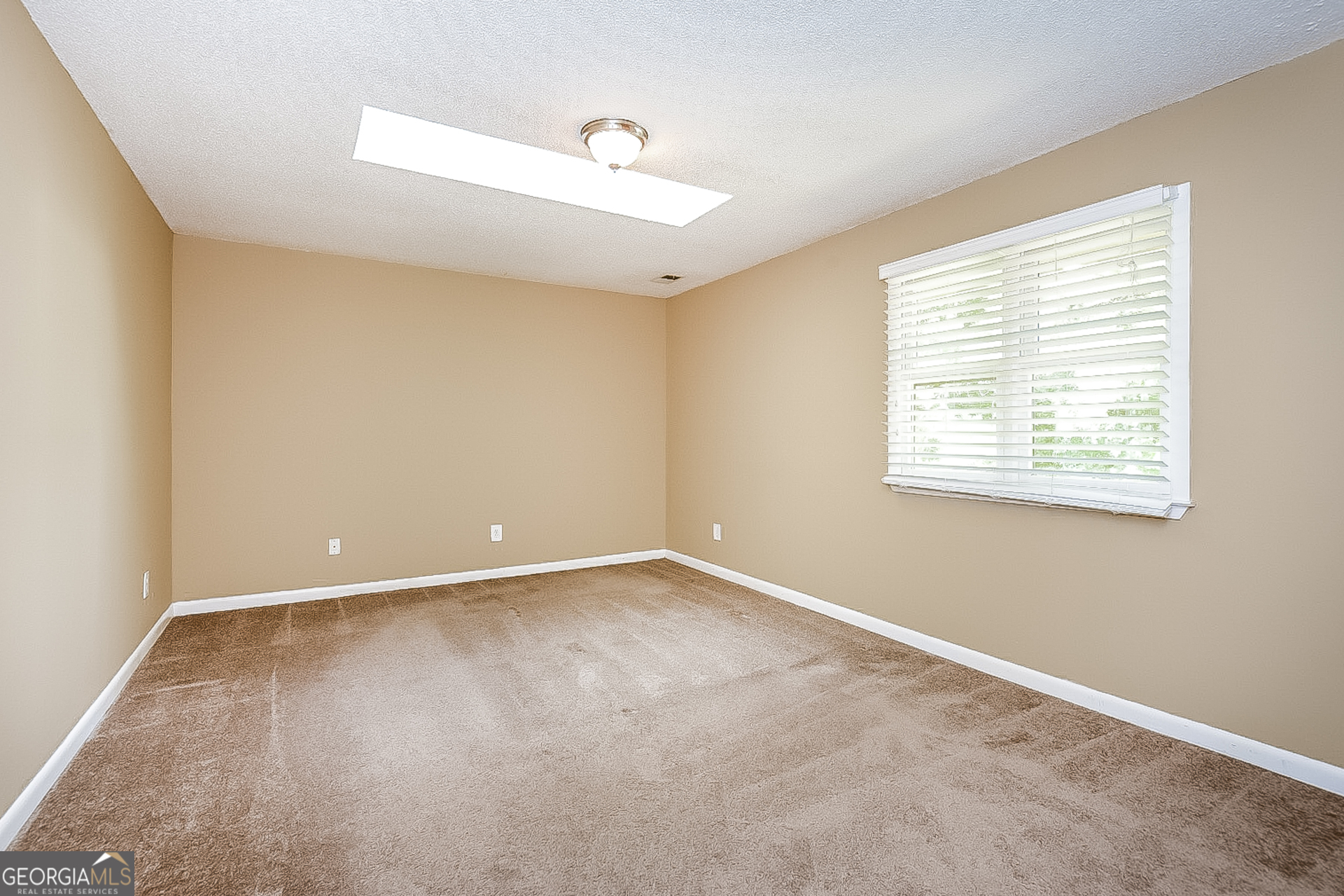 BOB BETTIS ROAD - Residential Lease