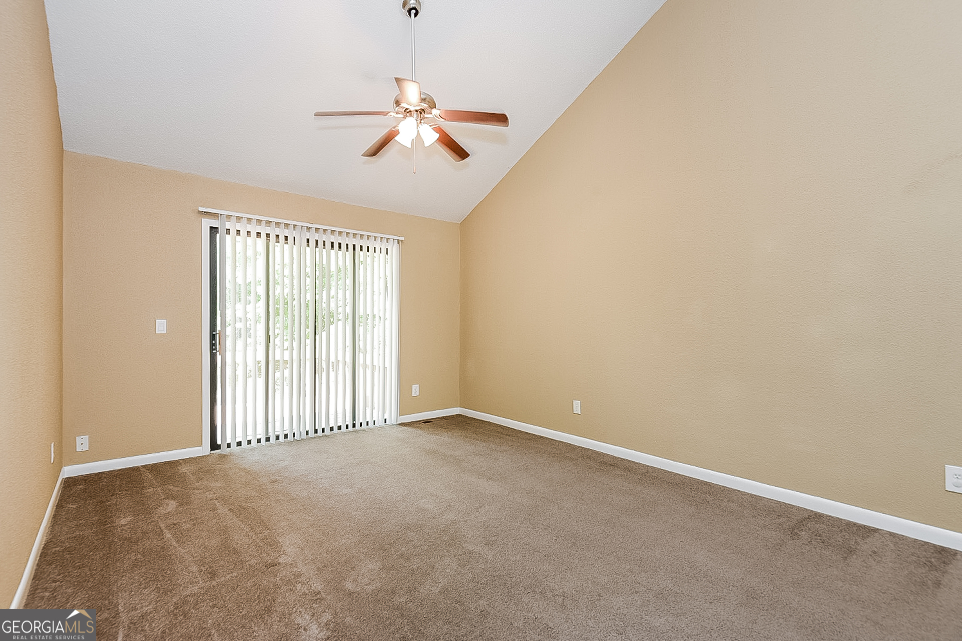 BOB BETTIS ROAD - Residential Lease