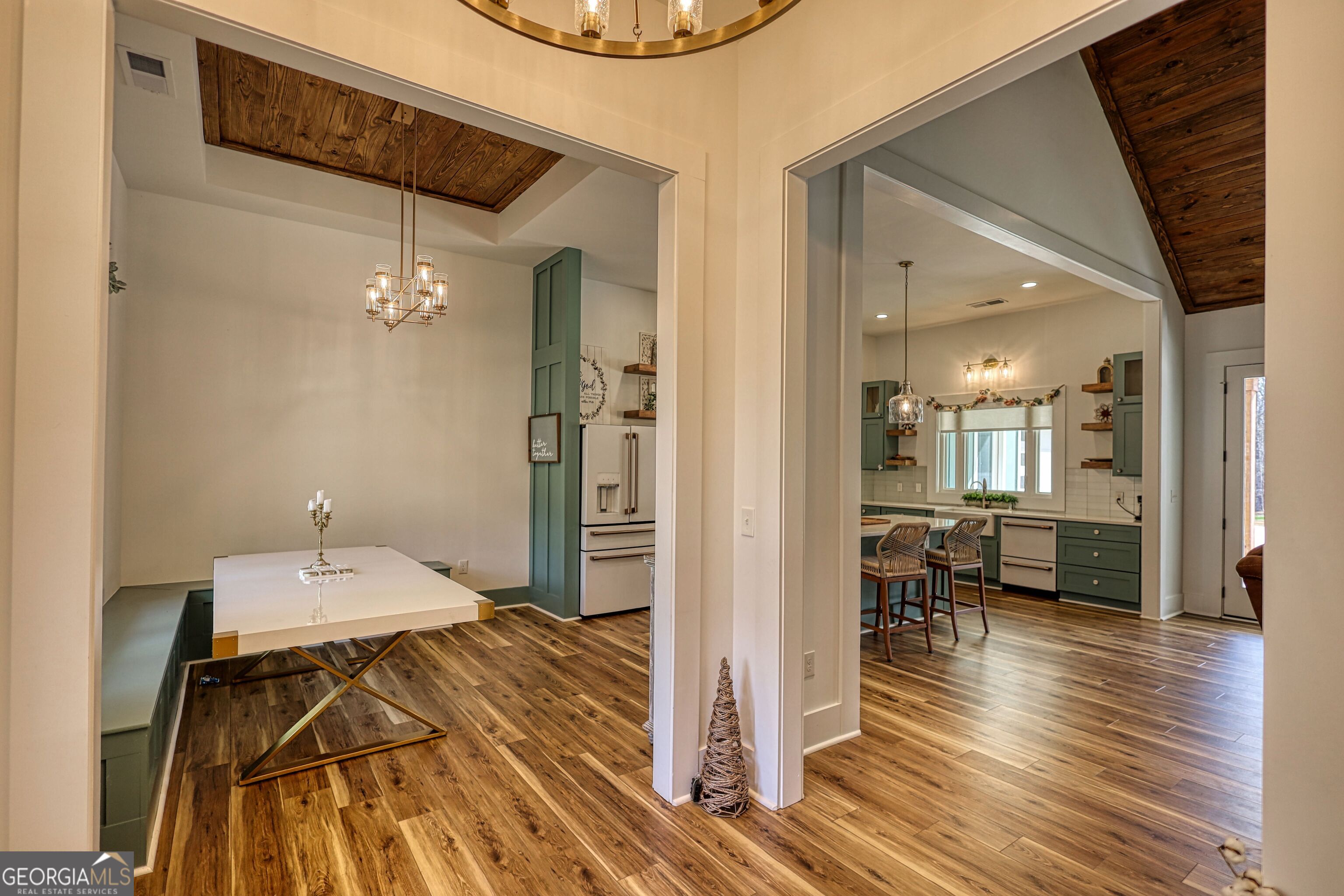 1260 Jones Wood Lane