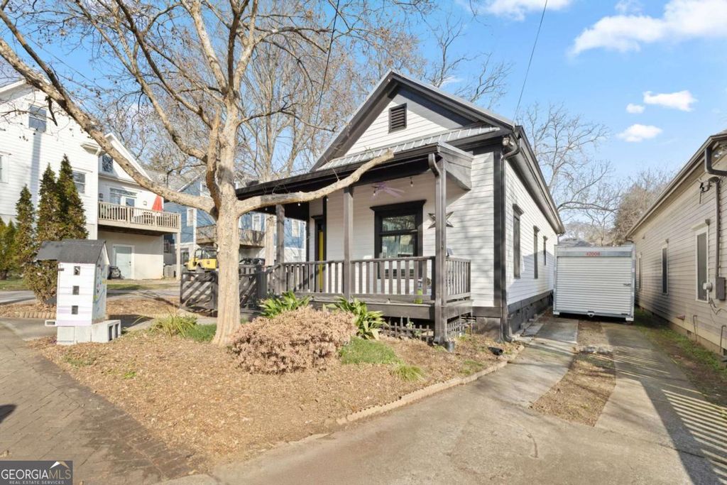 Photo of 172 Estoria Street SE, Atlanta, GA 30316 (MLS # 10666854)