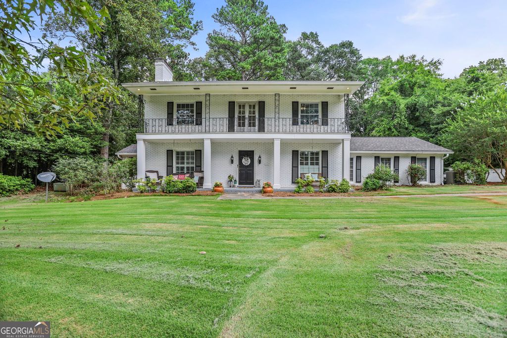 Photo of 420 Ridgecrest Road, LaGrange, GA 30240 (MLS # 10707558)