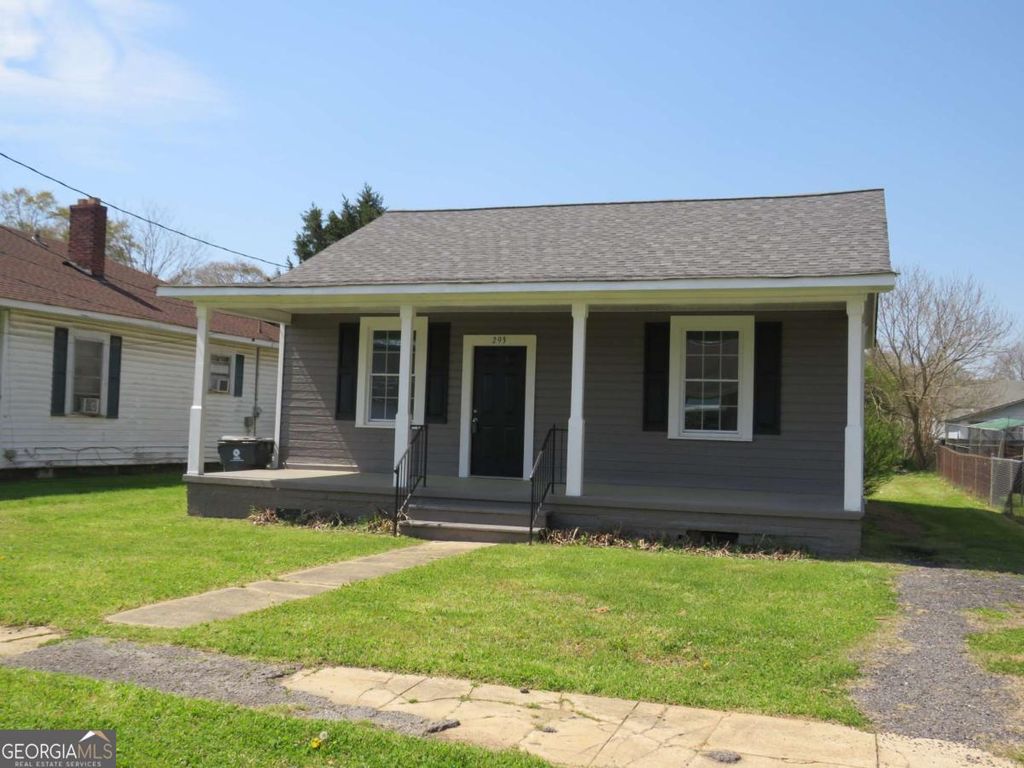 Photo of 293 4th Street, Cedartown, GA 30125 (MLS # 10726329)