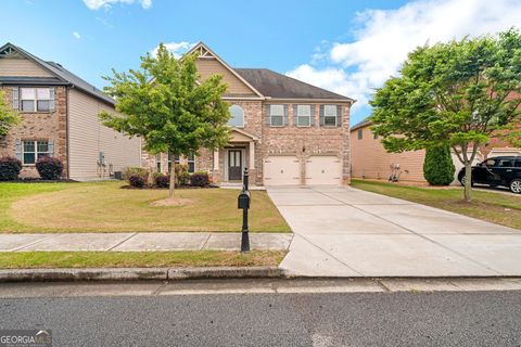 A home in Dacula