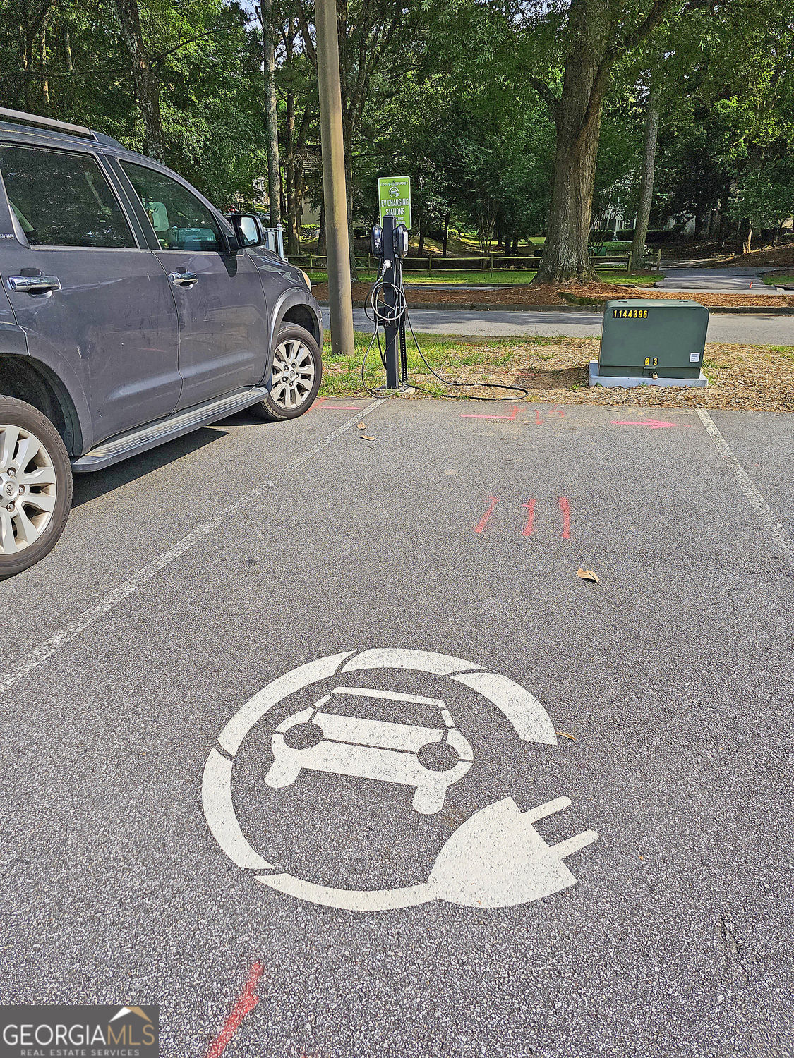 Cross Creek - Residential