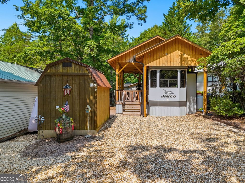 Photo of 104 Cindy Parkway, Cleveland, GA 30528 (MLS # 10794089)