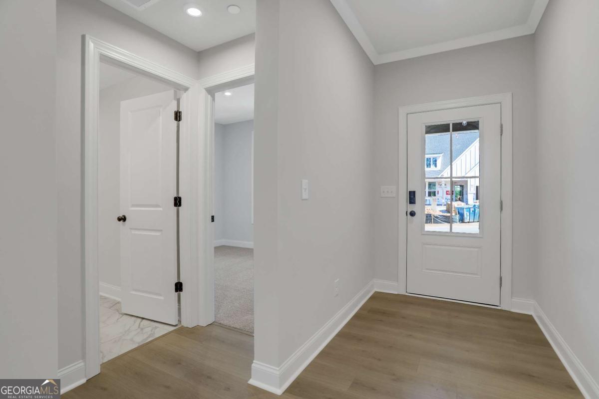 122 Willowfern LN