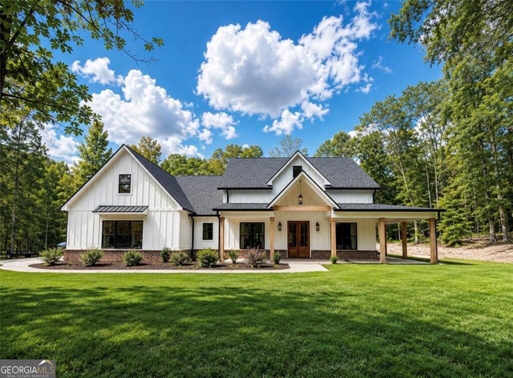 Photo of 16 Stratford Way, Kingston, GA 30145 (MLS # 10853831)