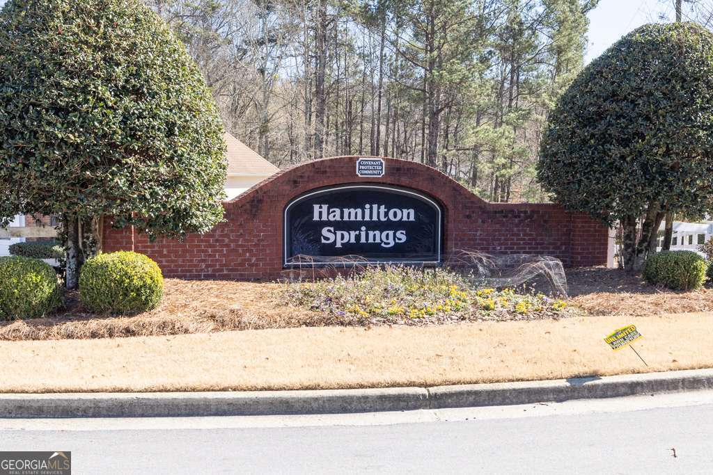 1270 Platinum DR