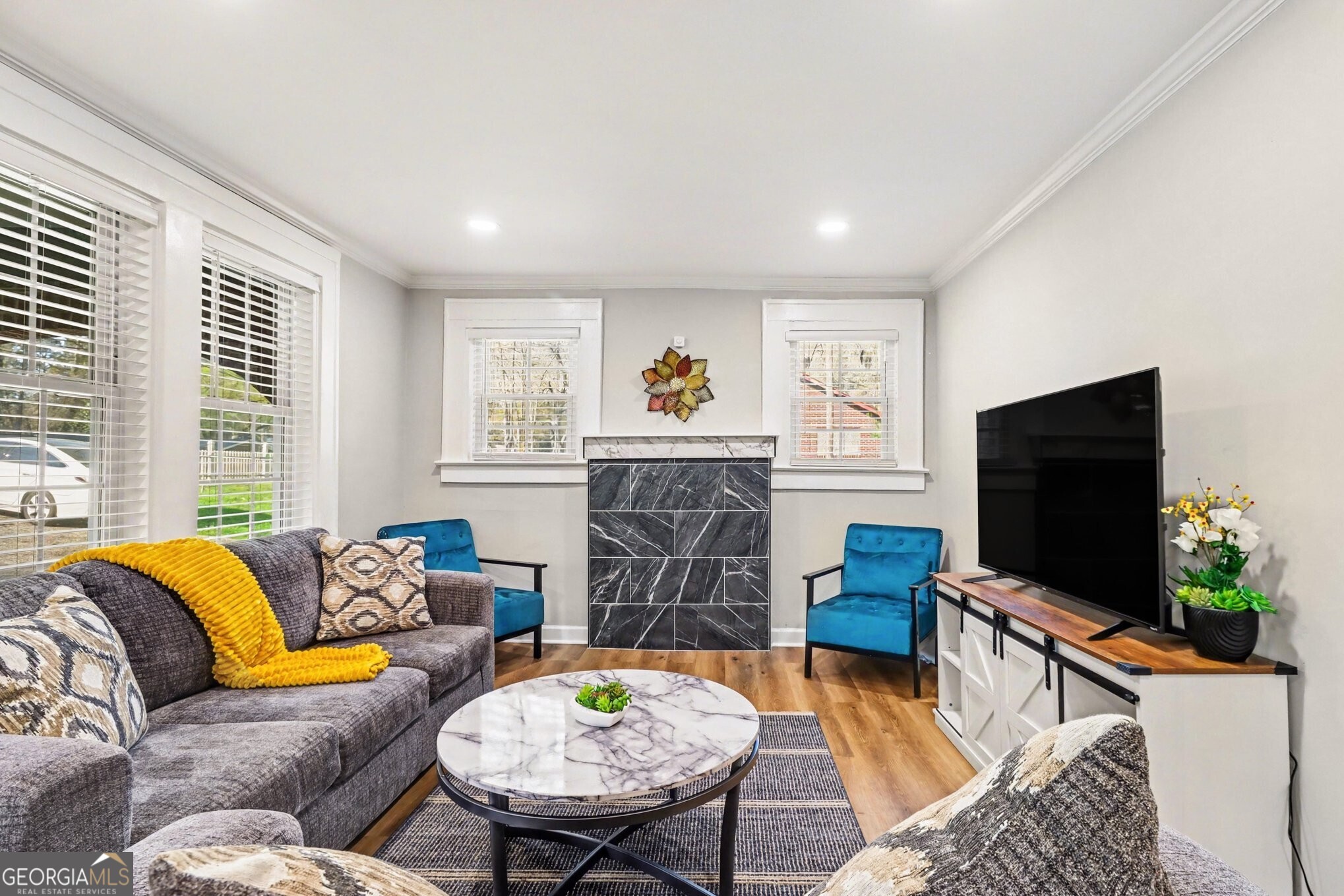 3779 Bakers Ferry RD SW