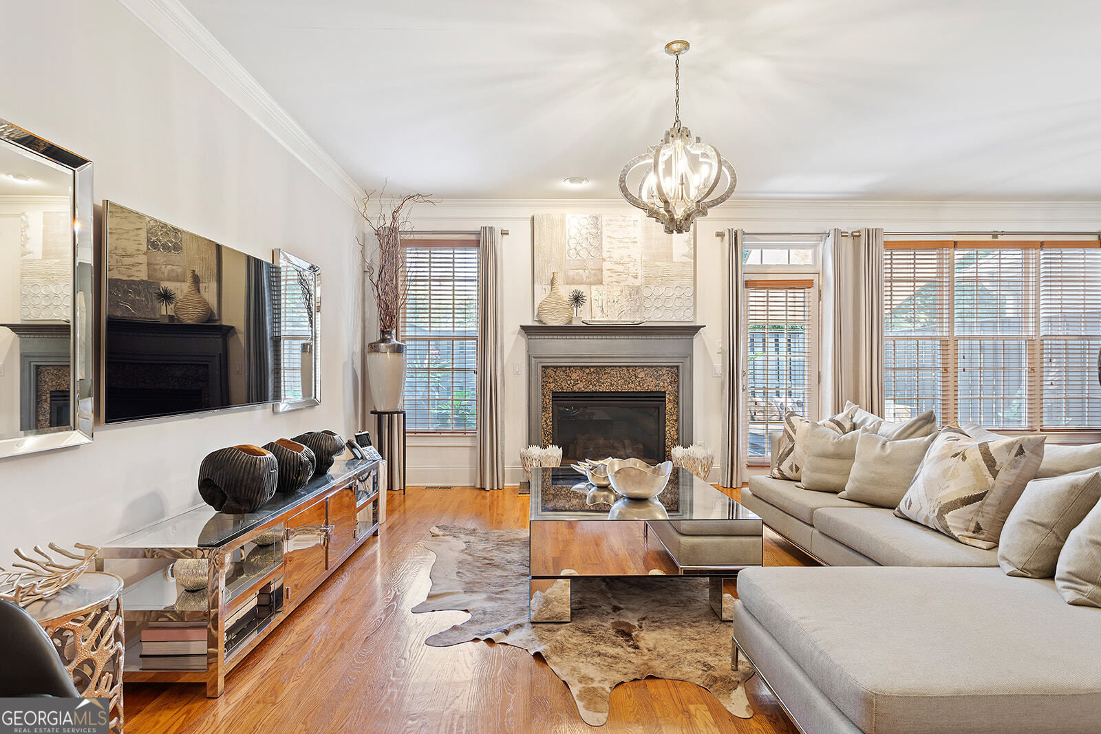 196 Mystic CT