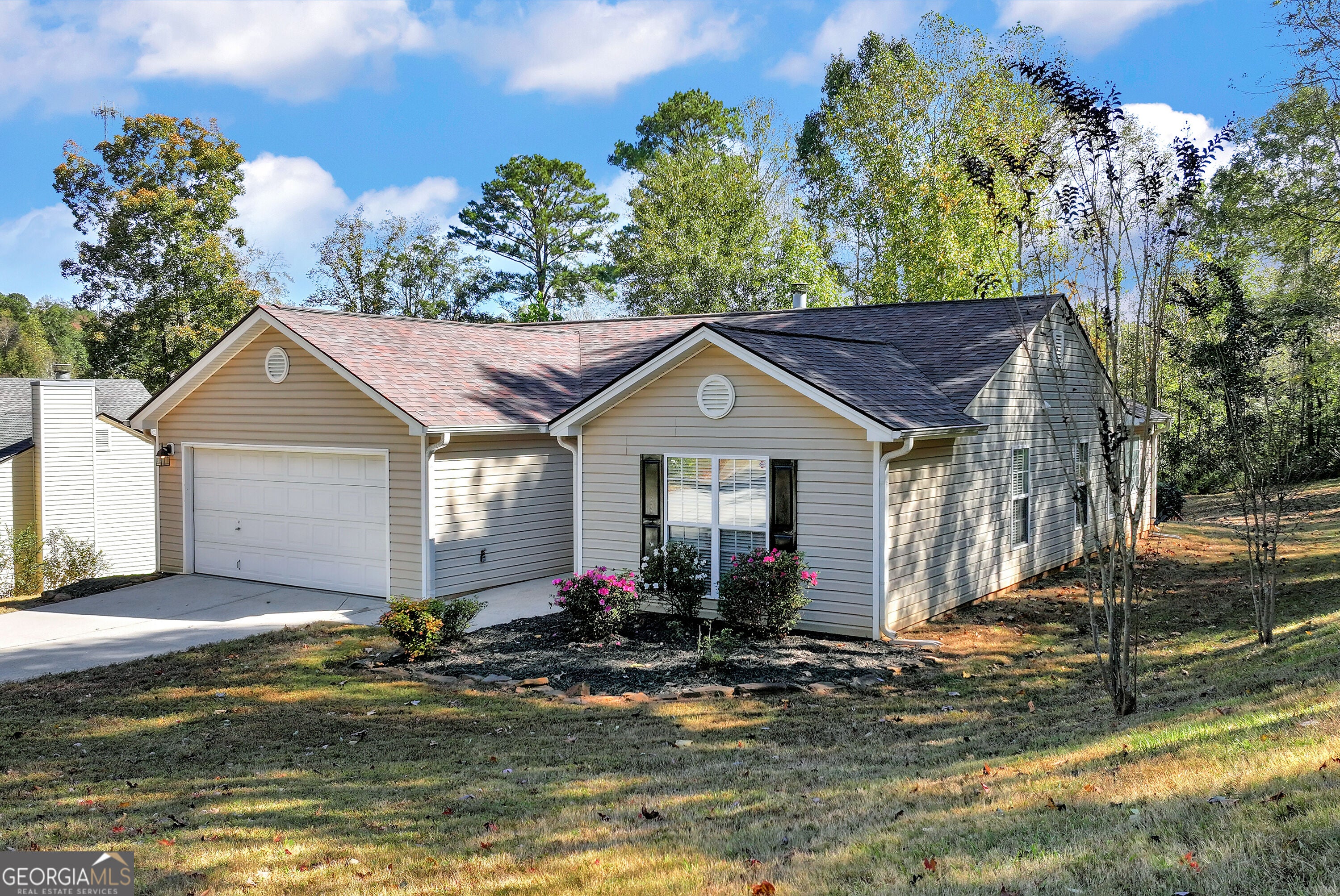 1123 Ravenwood DR