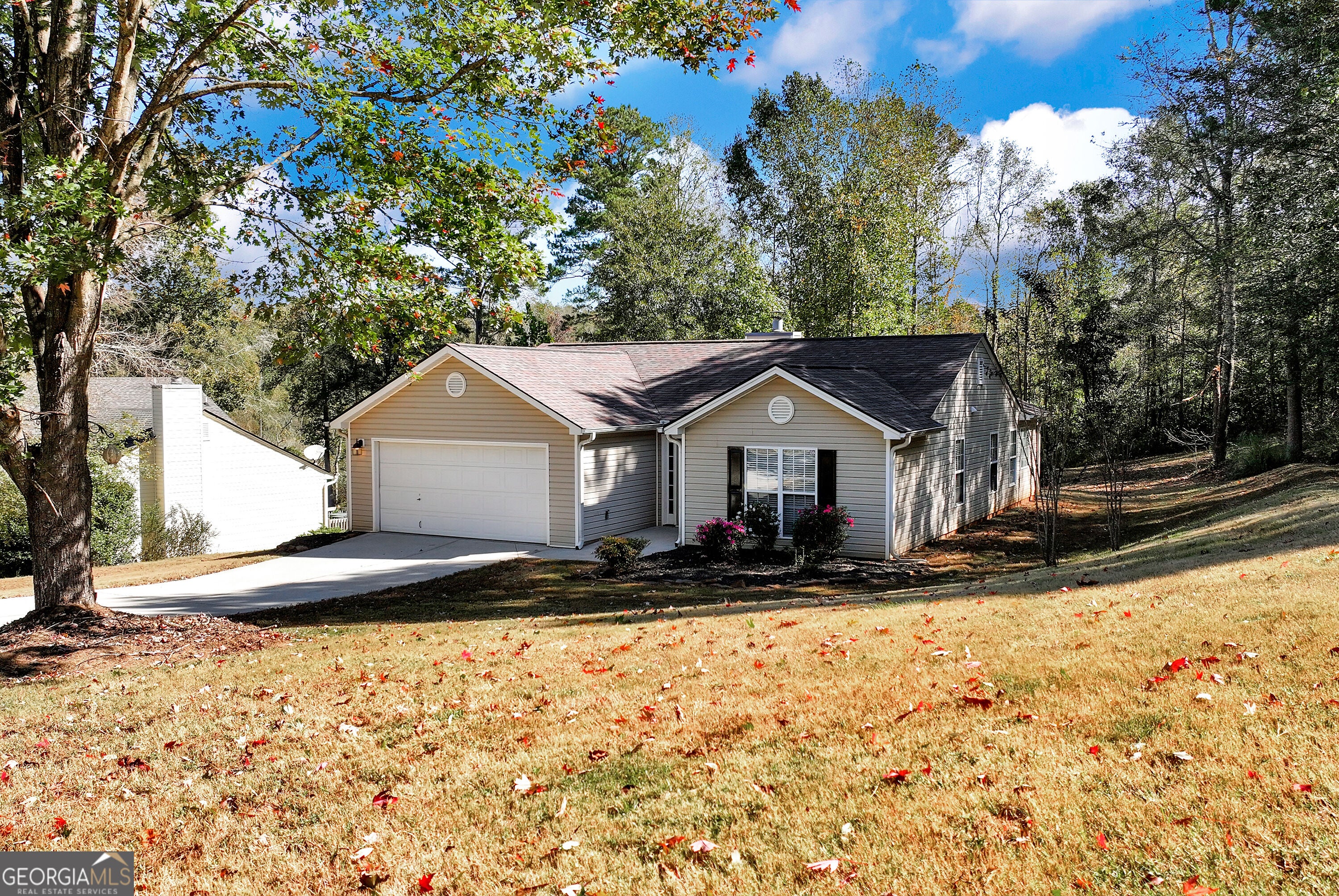 1123 Ravenwood DR