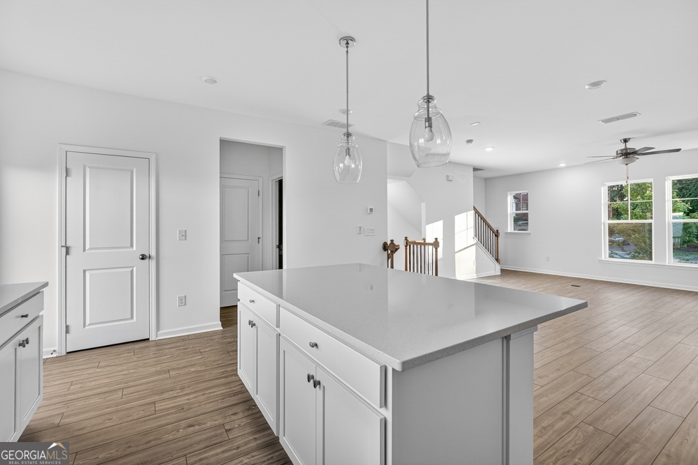 100 Epperly WAY