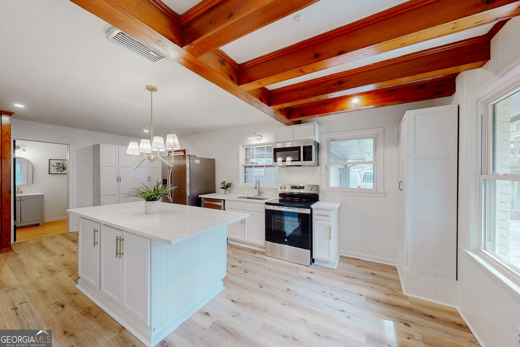 3222 Hazelwood Dr SW