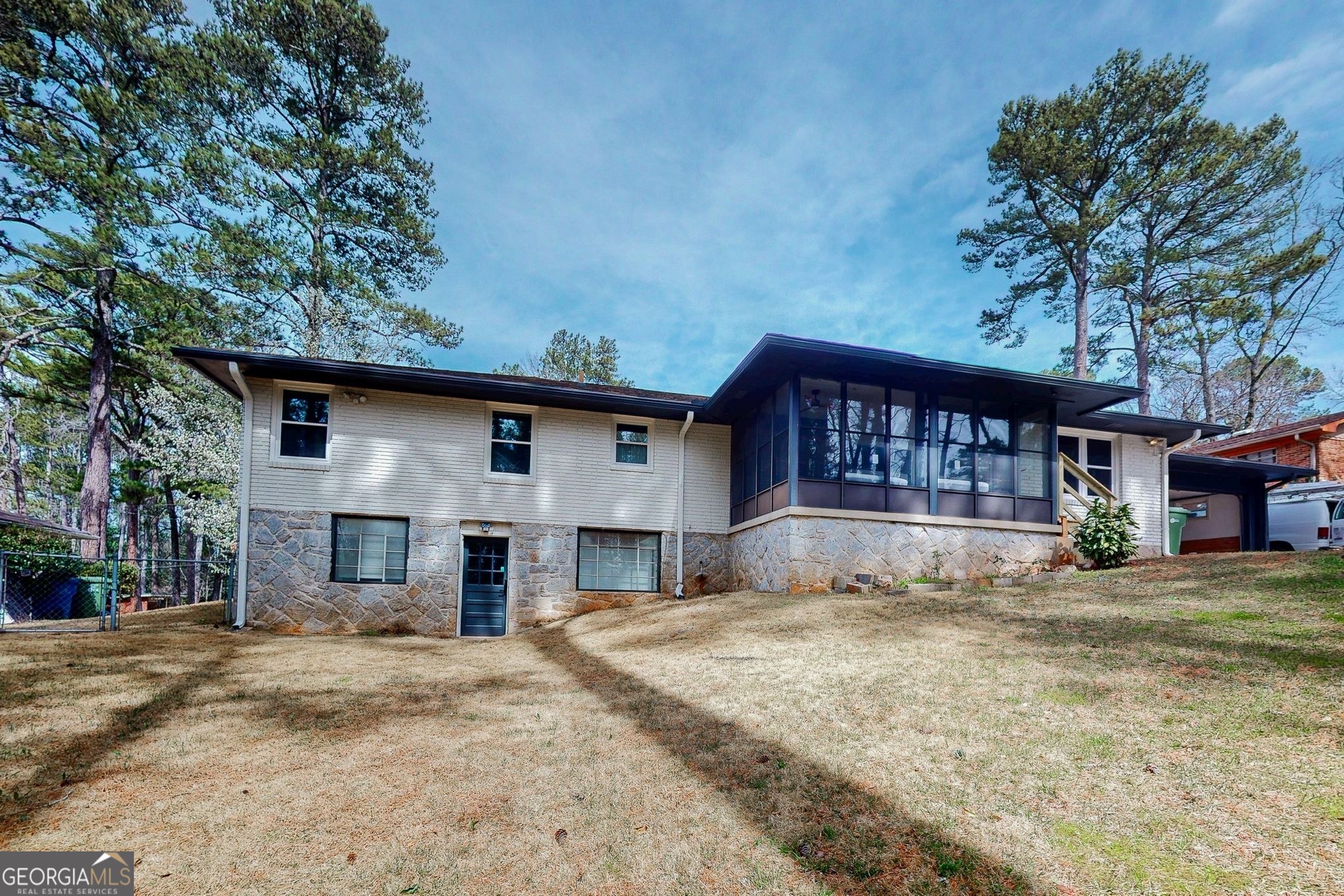 3222 Hazelwood Dr SW