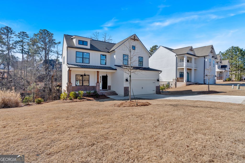 Photo of 10 Lakewood Court SE, Cartersville, GA 30120 (MLS # 10253649)