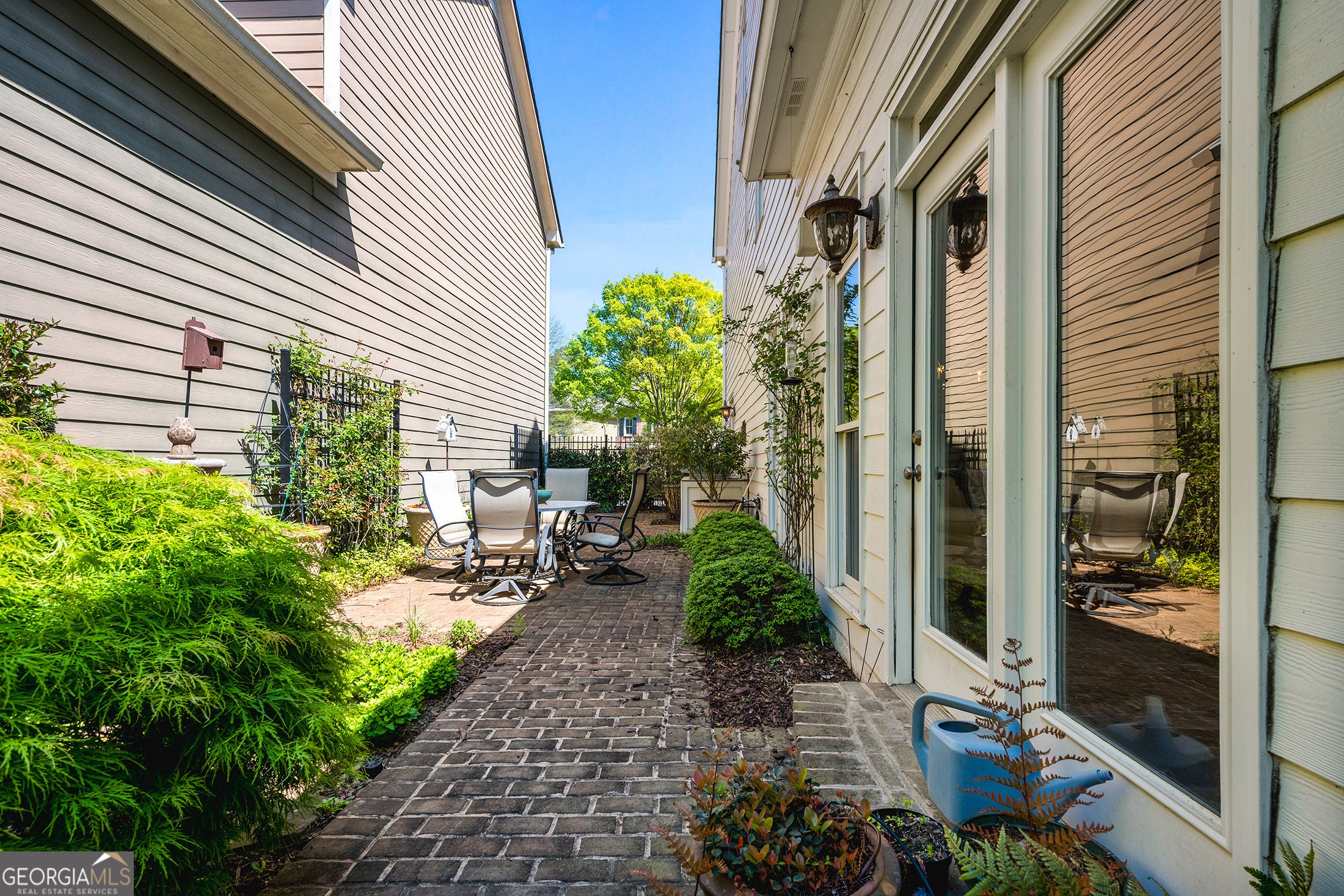 2901 Gateland SQ